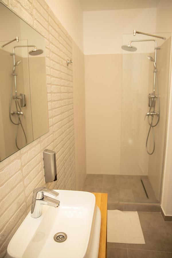 Manolle Boutique Aparthotel Bucharest Exterior photo